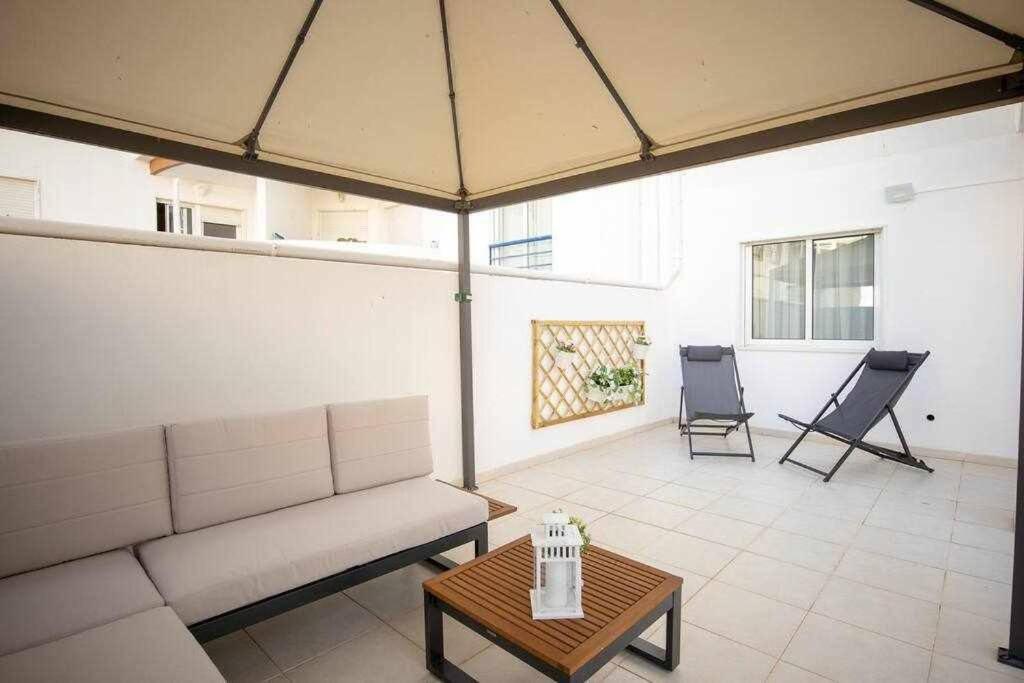 Modern 3Br Apt W/ Lg Terrace, Bbq, Ac & Parking Тавира Екстериор снимка