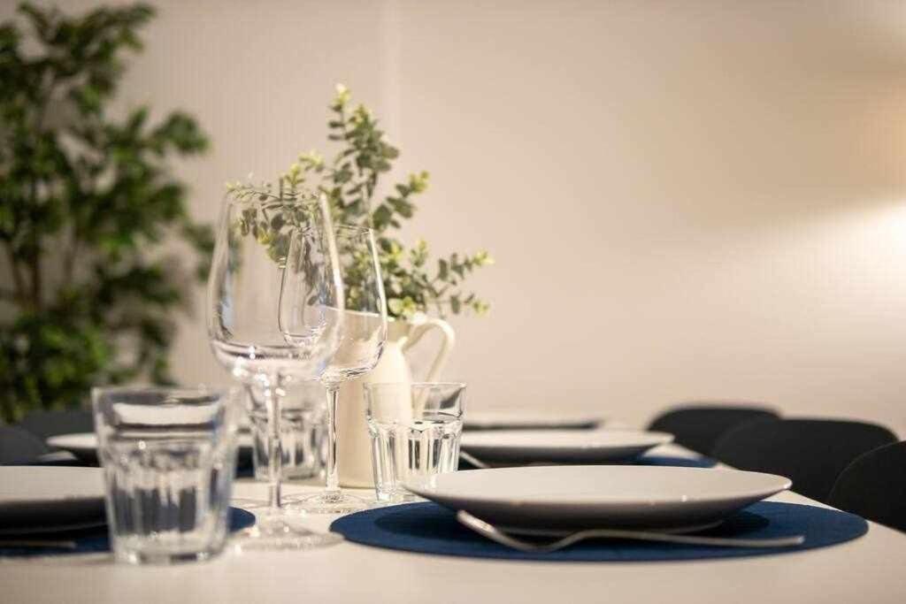Modern 3Br Apt W/ Lg Terrace, Bbq, Ac & Parking Тавира Екстериор снимка